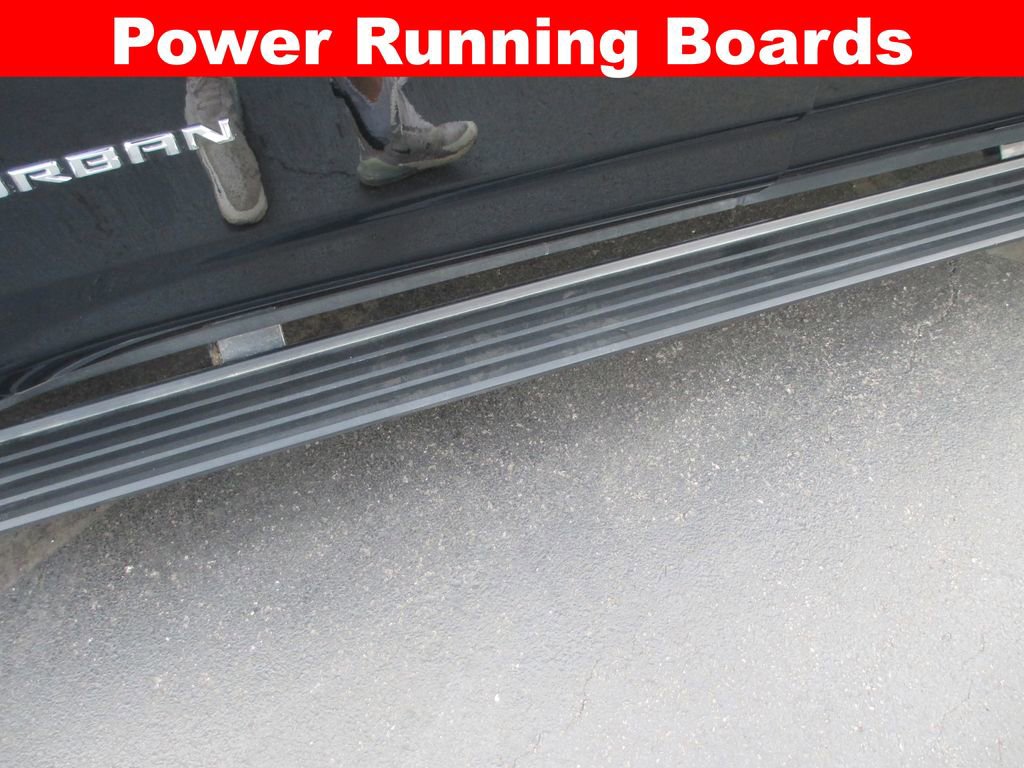 Used 2025 Chevrolet Suburban High Country AWD/4WD image 15