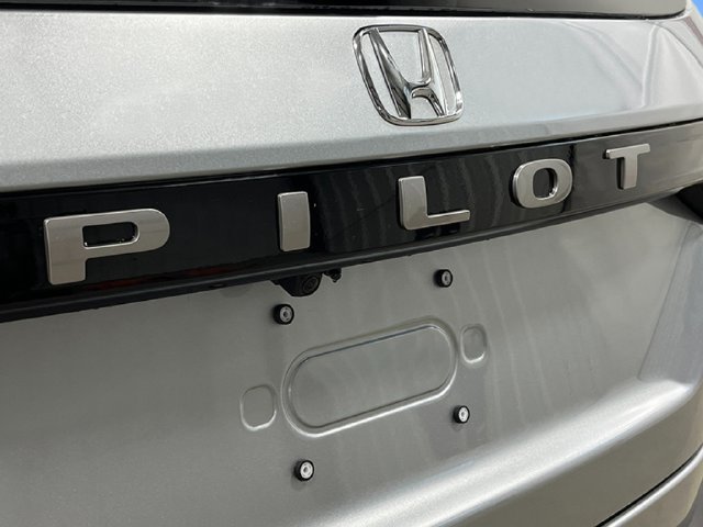 New 2026 Honda Pilot EX-L image 6