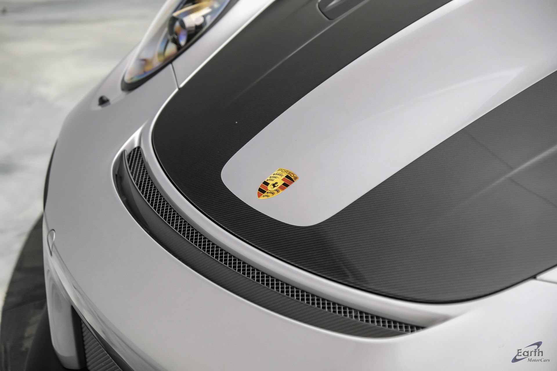 Used 2018 Porsche 911 GT2 RS RWD image 39