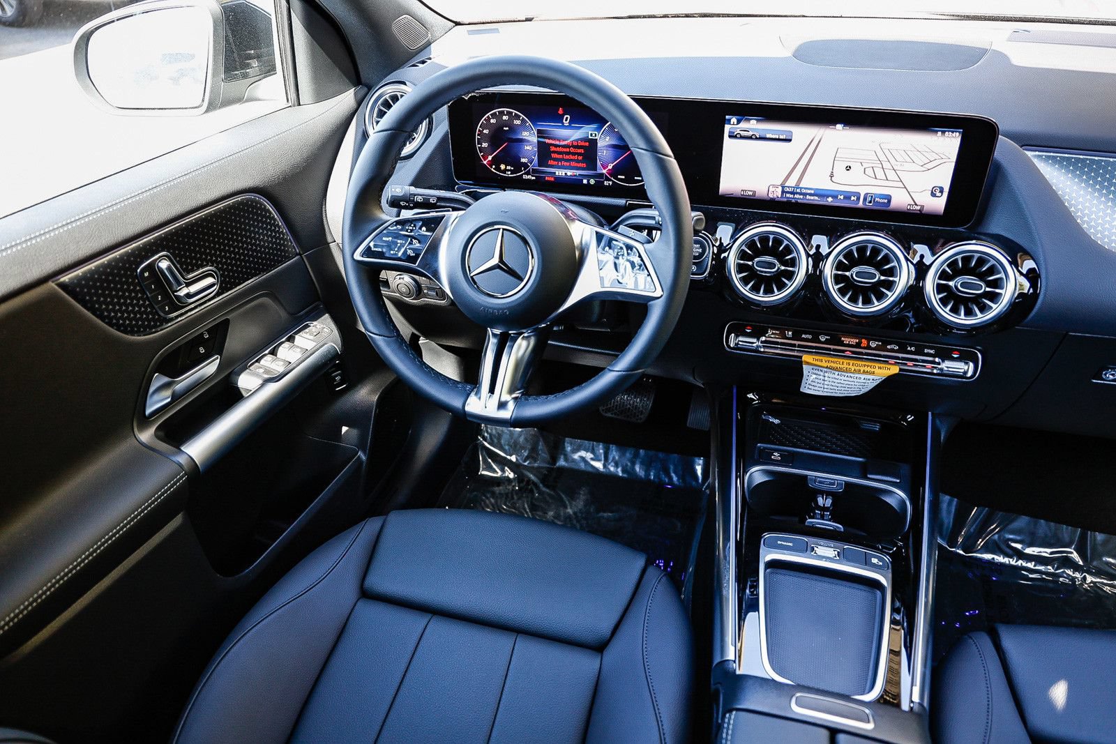 Used 2025 Mercedes-Benz GLA 250 image 14
