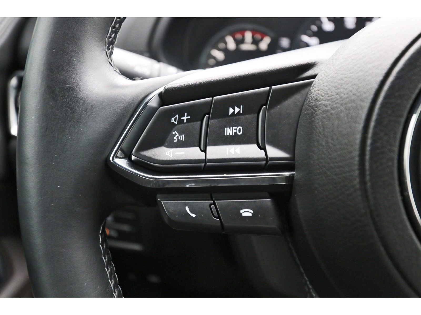 Used 2020 MAZDA CX-5 Signature AWD/4WD image 17