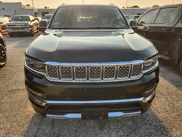 Used 2023 Jeep Grand Wagoneer Series II AWD/4WD image 2