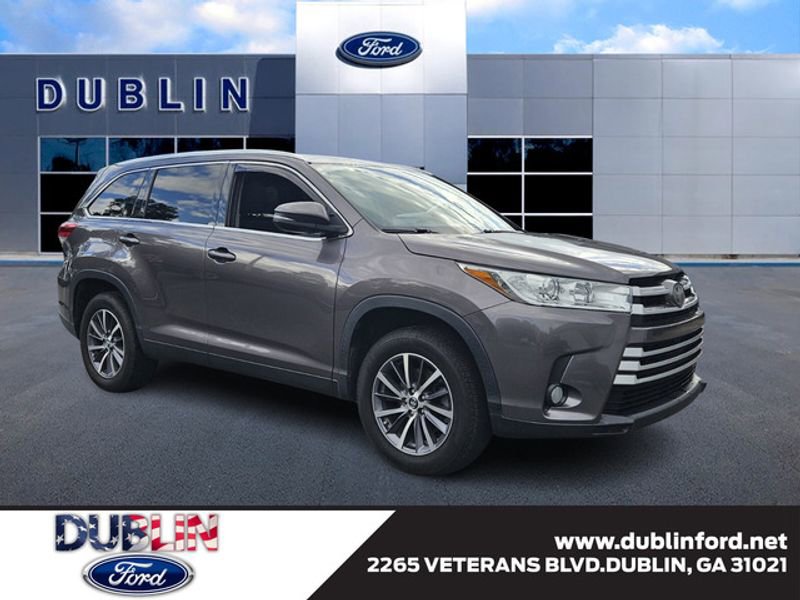 Used 2019 Toyota Highlander XLE