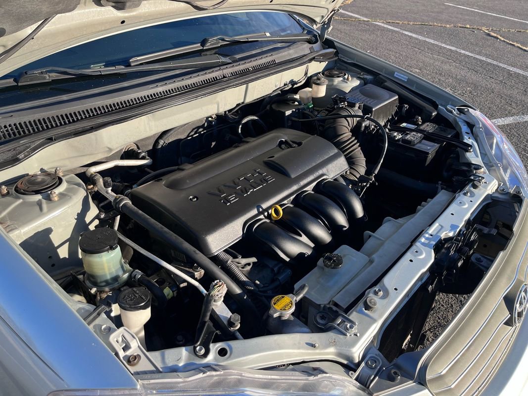 Used 2004 Toyota Corolla CE image 21