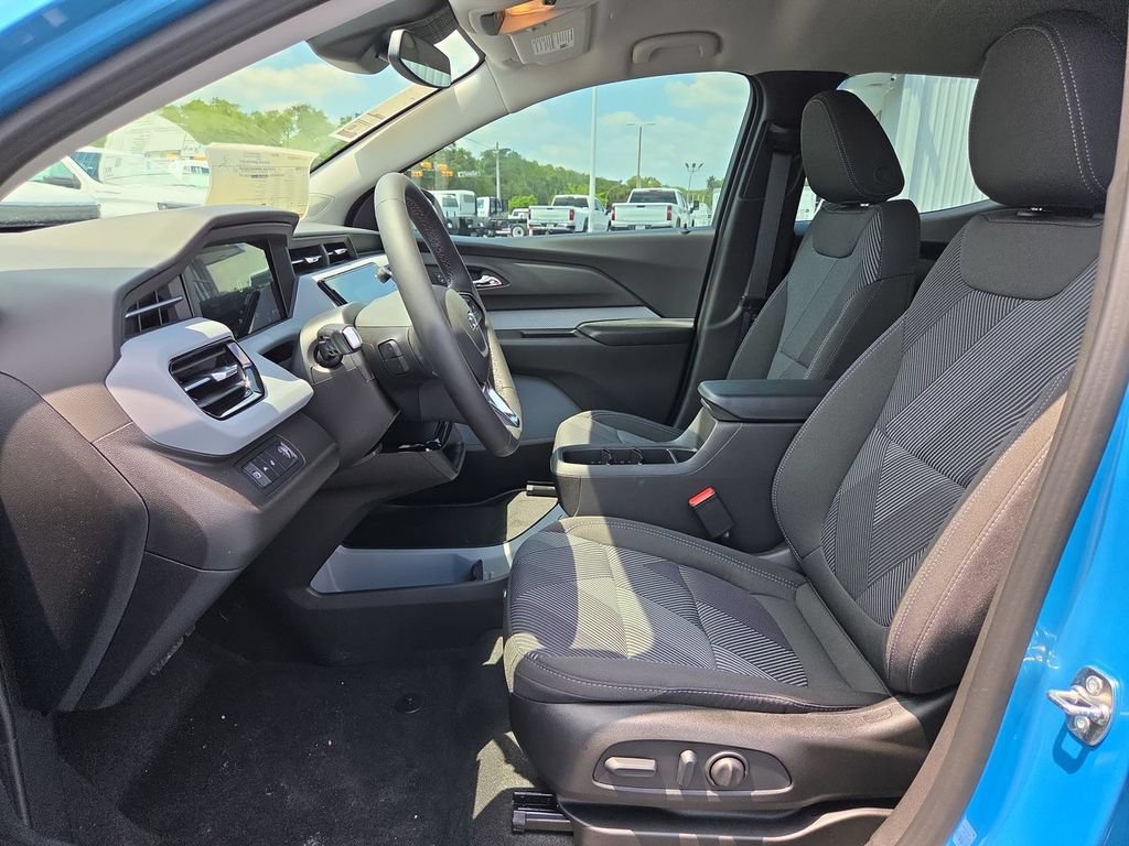 New 2027 Chevrolet Bolt LT w/ Comfort Package FWD image 10