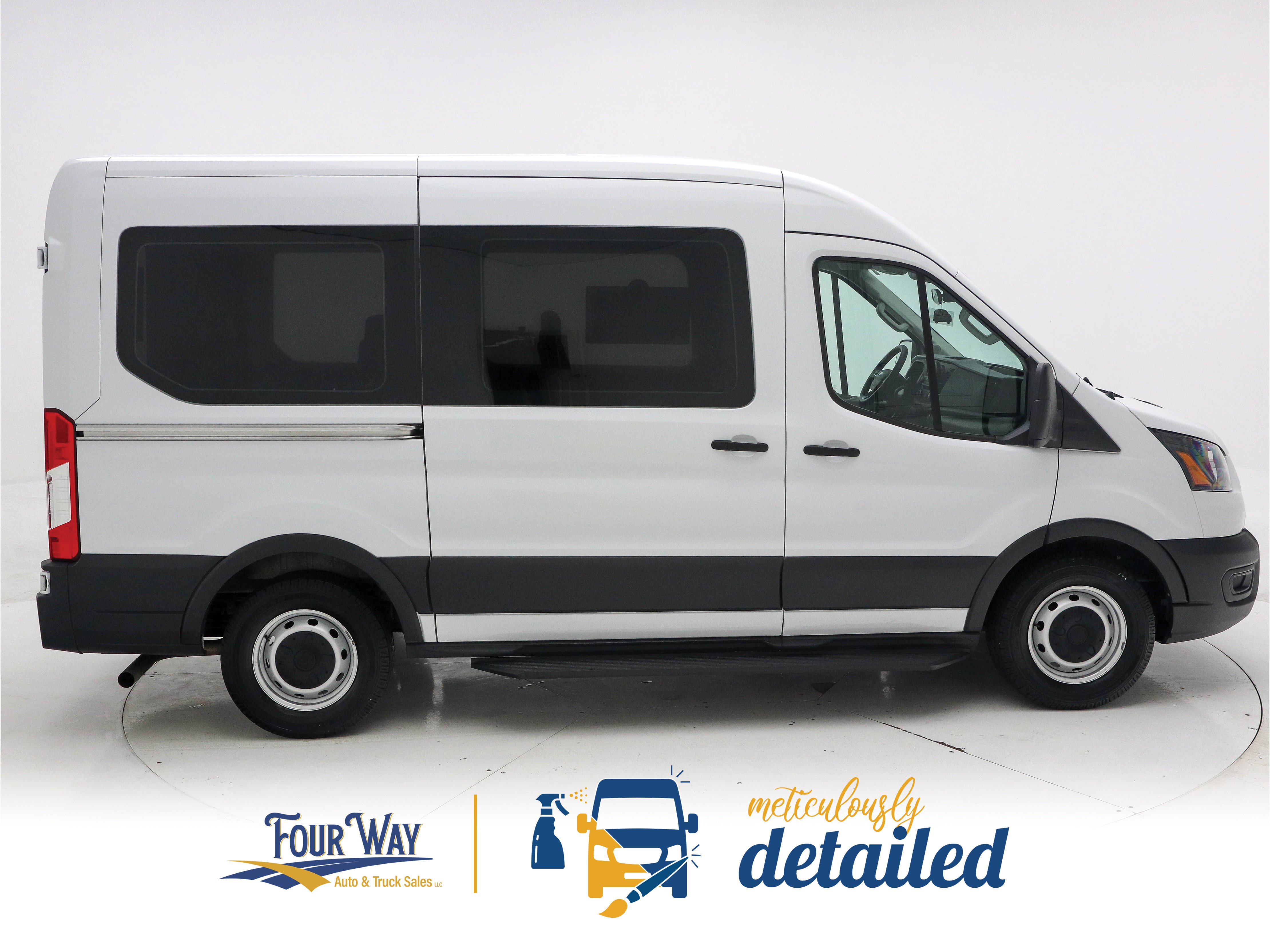 Used 2021 Ford Transit 150 XL image 2
