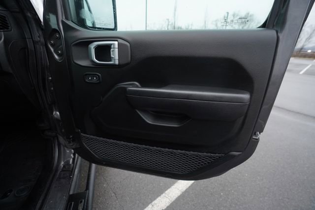 Used 2020 Jeep Wrangler Unlimited Sport image 21