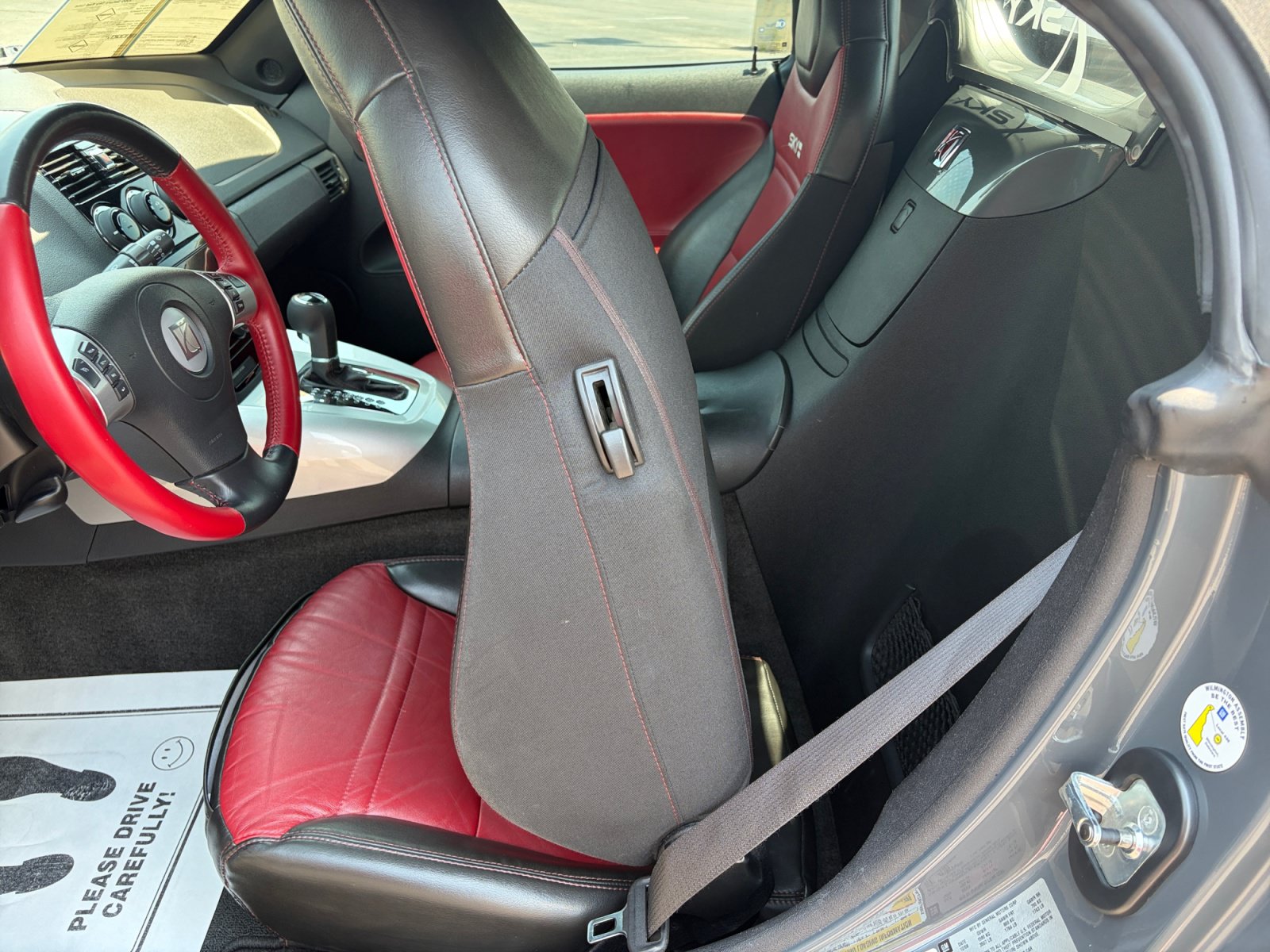 Used 2009 Saturn Sky Red Line RWD image 17