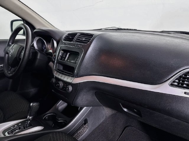Used 2019 Dodge Journey SE w/ Blacktop Package FWD image 26