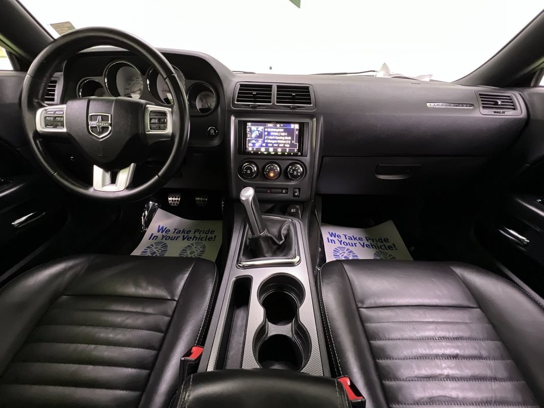 Used 2012 Dodge Challenger R/T RWD image 19