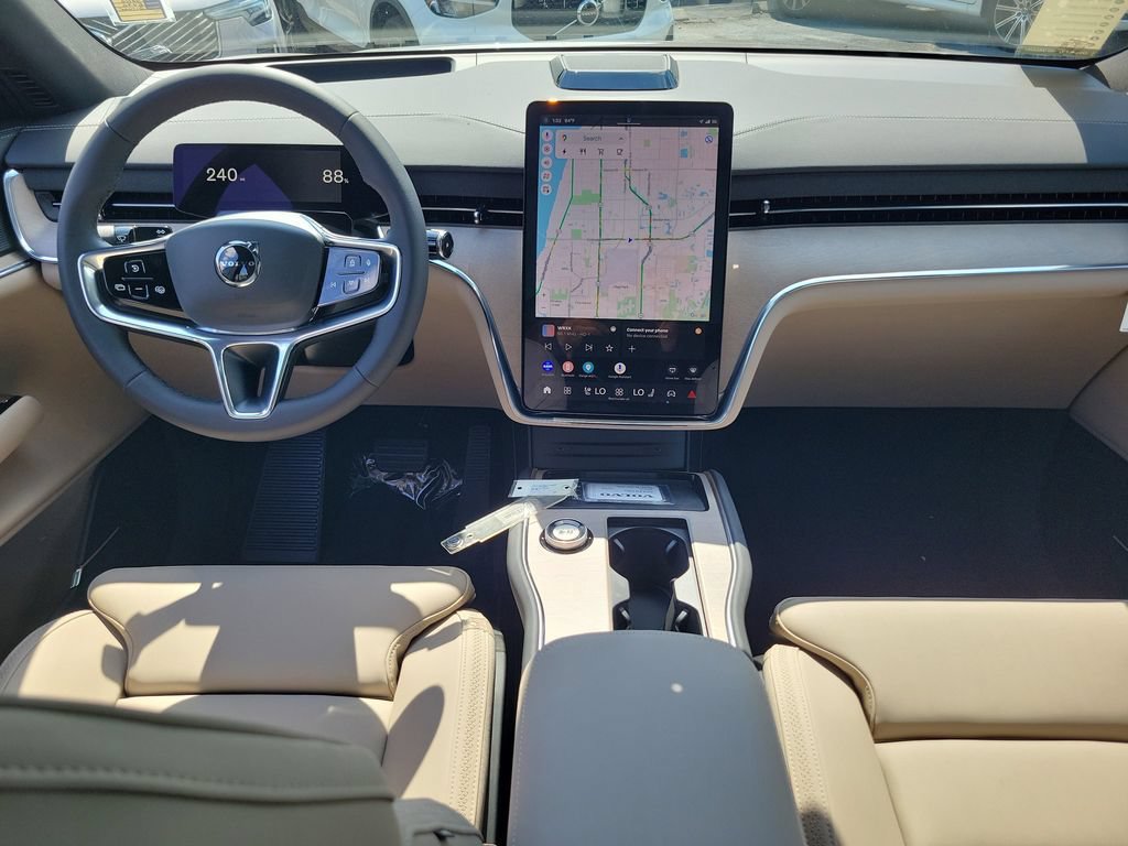 New 2026 Volvo EX90 Plus RWD image 4