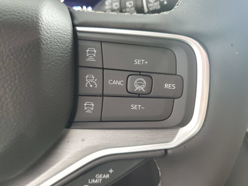 New 2026 Jeep Grand Wagoneer Limited AWD/4WD image 25
