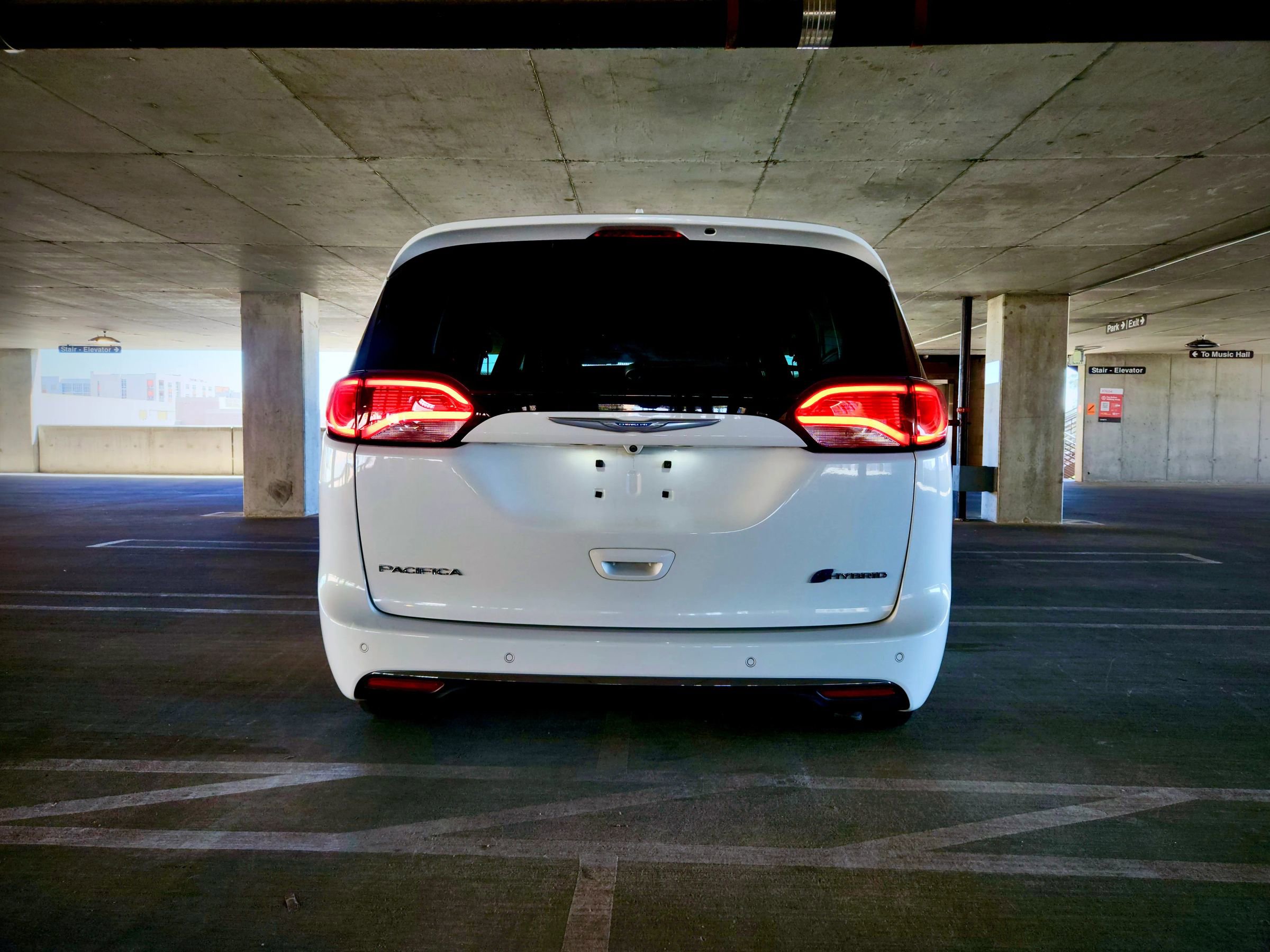 Used 2019 Chrysler Pacifica Touring Plus image 7