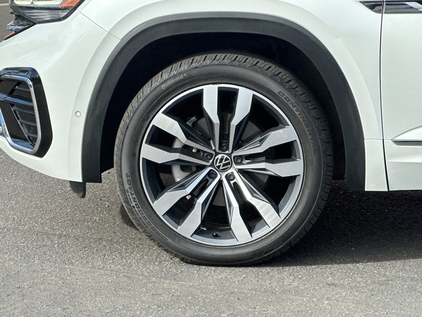 Used 2023 Volkswagen Atlas SEL Premium image 25