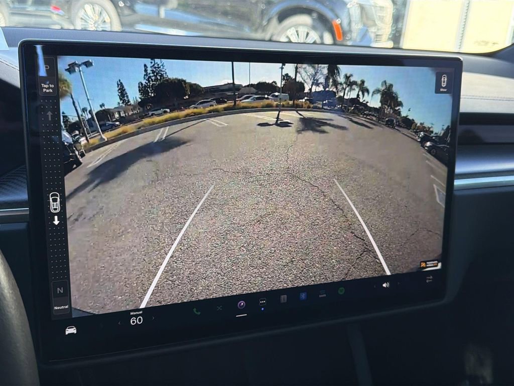 Used 2022 Tesla Model X Plaid image 14