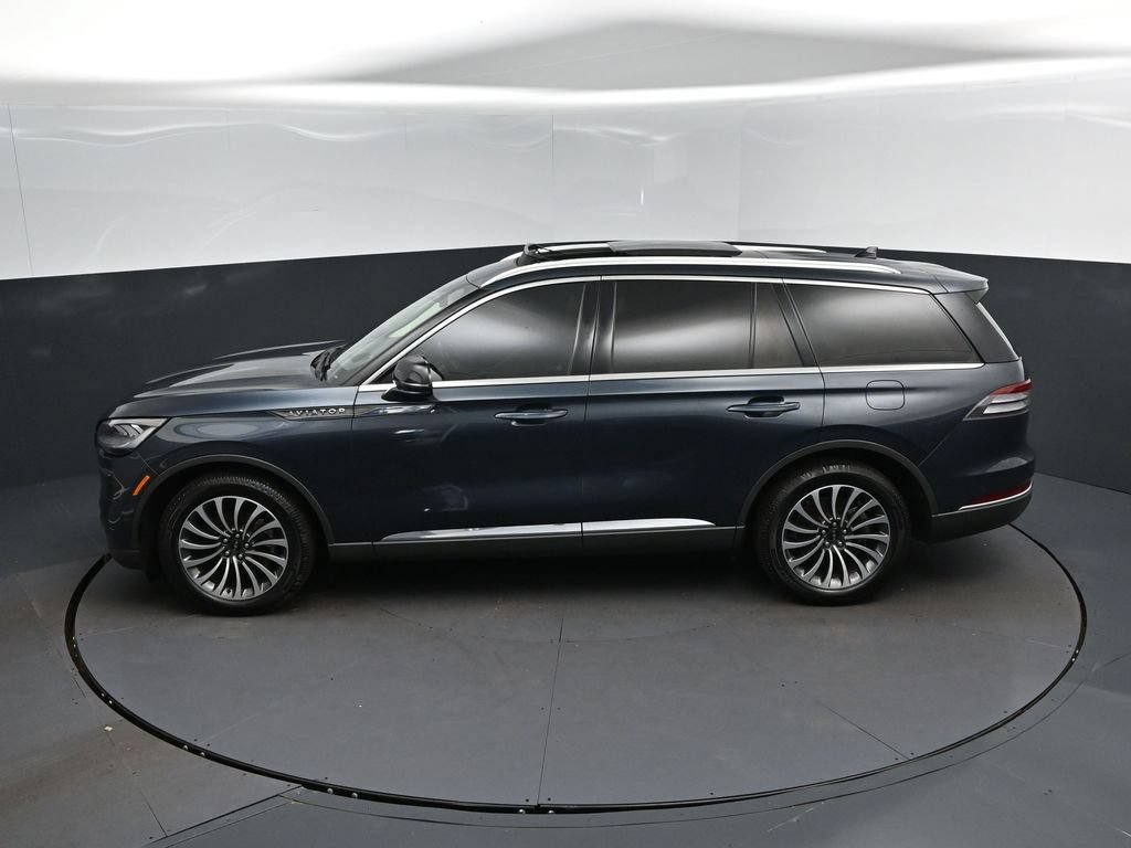 Used 2022 Lincoln Aviator Reserve w/ Equipment Group 201A RWD image 33