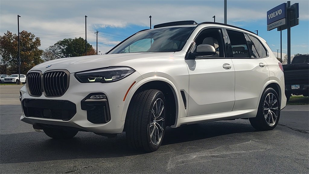 Used 2021 BMW X5 M50i image 6