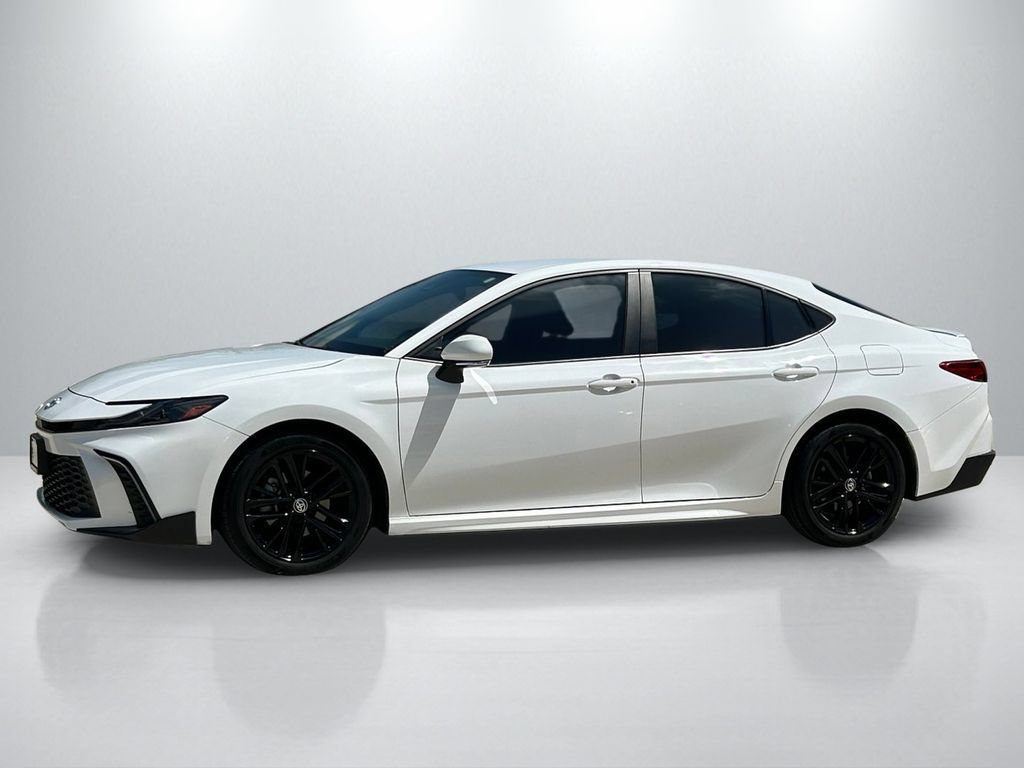 Used 2025 Toyota Camry SE w/ Convenience Package FWD image 8