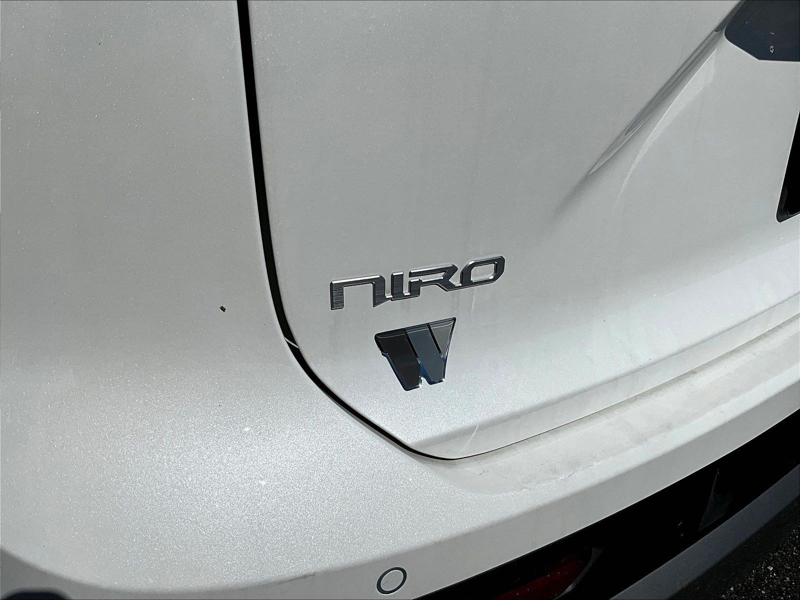 New 2026 Kia Niro EX FWD image 13