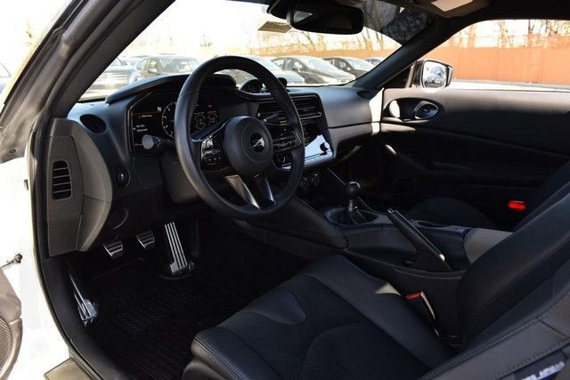 Certified 2024 Nissan Z Performance w/ Floor Mat Package image 8