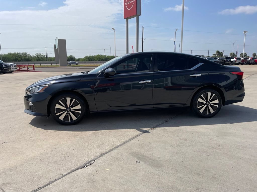 Certified 2022 Nissan Altima 2.5 SV FWD image 4