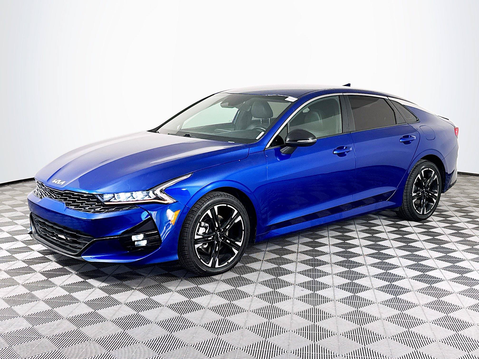 Used 2022 Kia K5 GT-Line FWD image 4