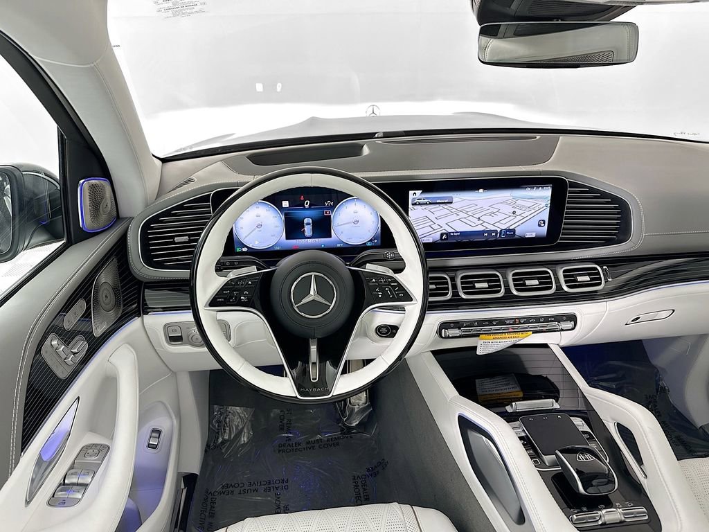 Used 2026 Mercedes-Benz Maybach GLS 600 4MATIC image 24