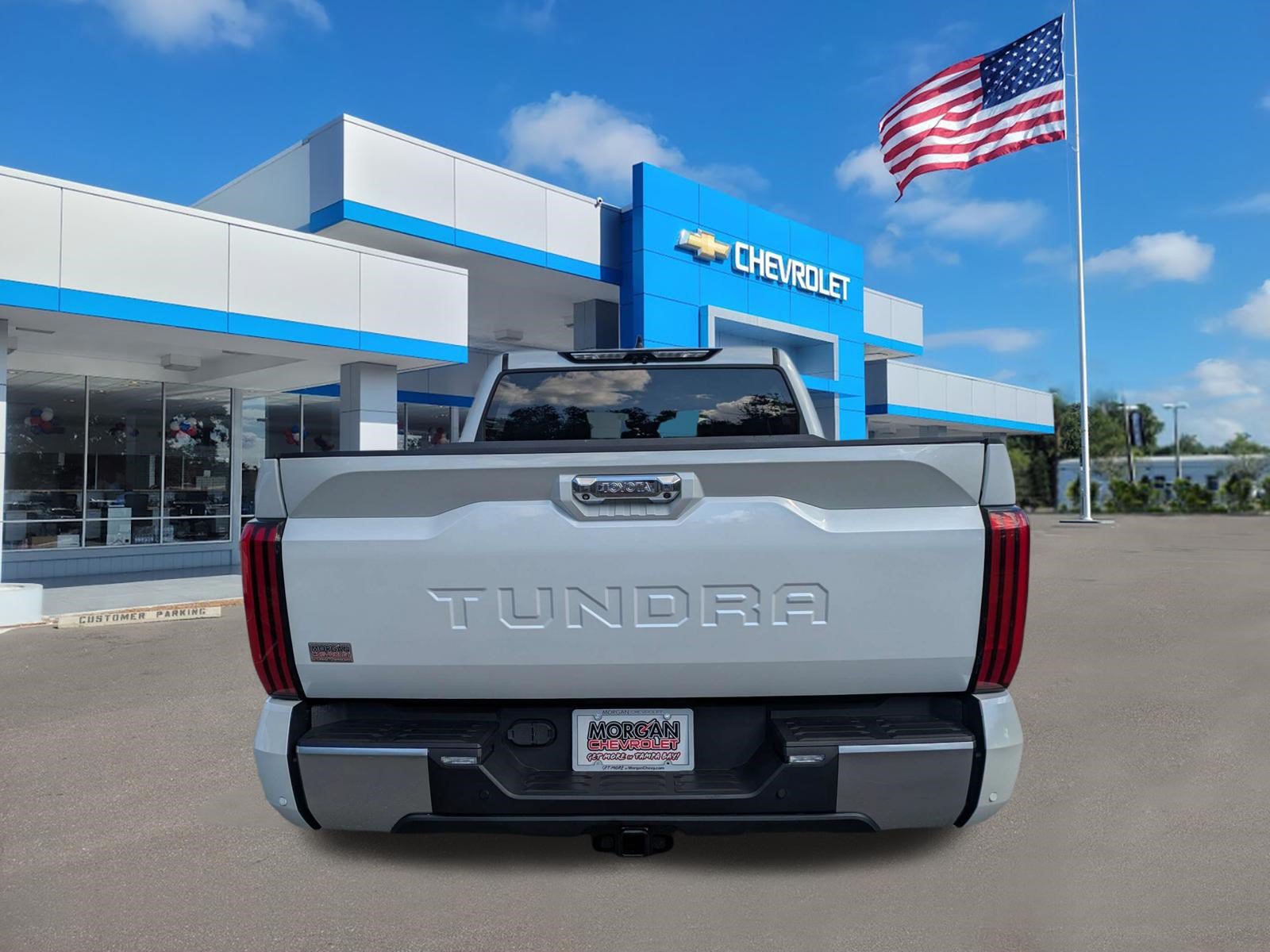 Used 2023 Toyota Tundra Limited RWD image 4