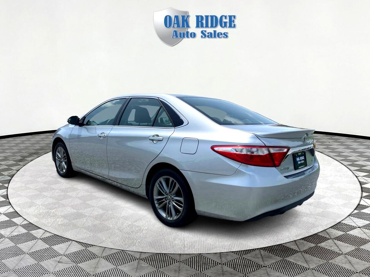Used 2017 Toyota Camry SE image 7