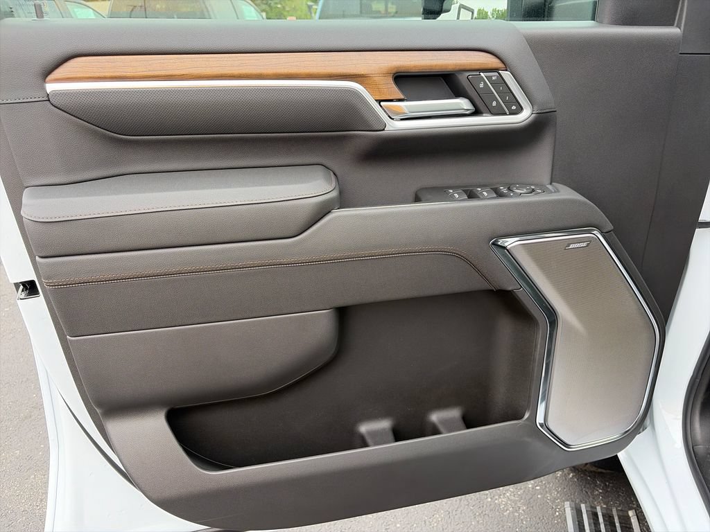 New 2026 Chevrolet Silverado 3500 High Country w/ High Country Premium Package AWD/4WD image 16