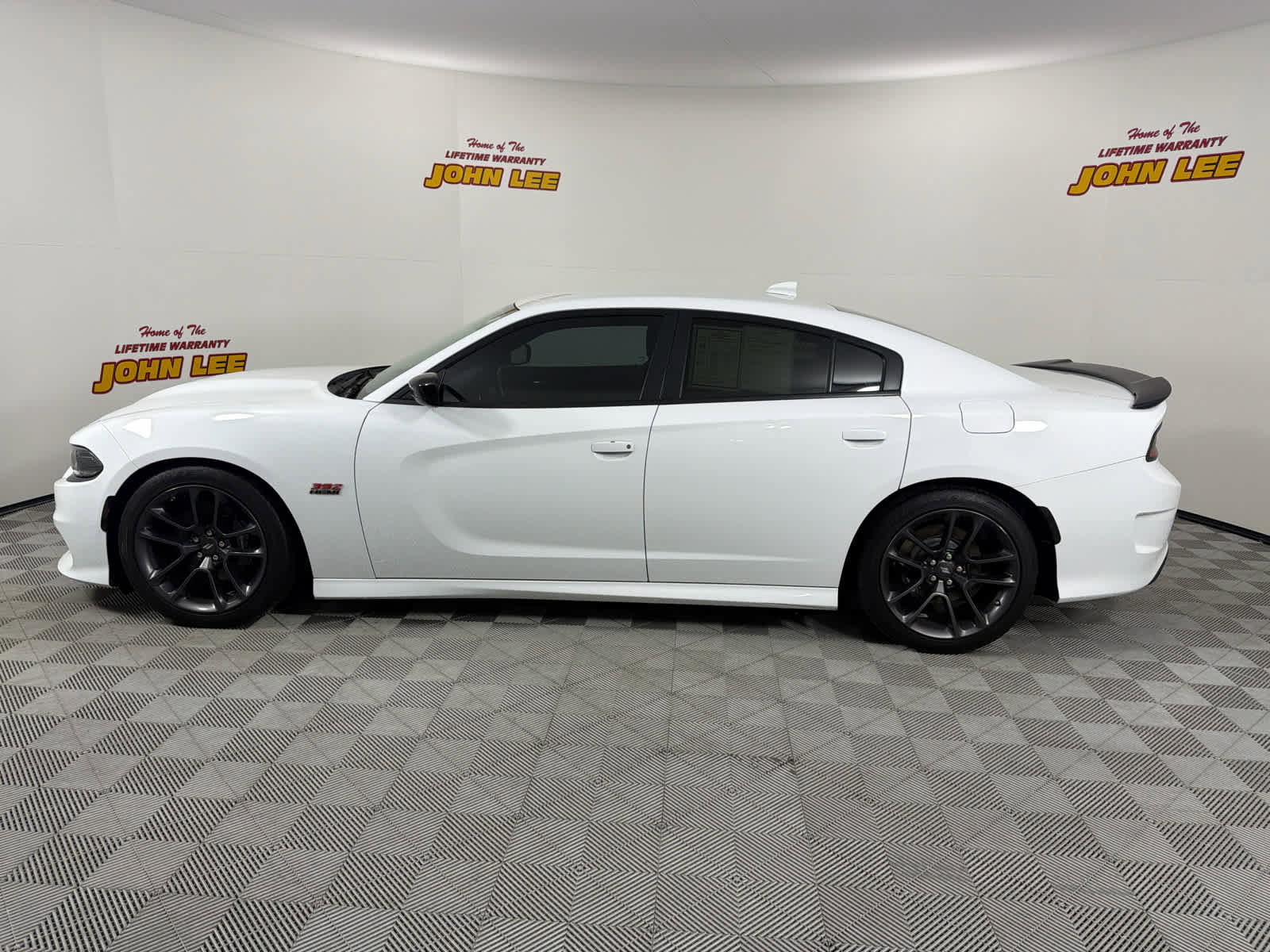 Used 2023 Dodge Charger Scat Pack image 2