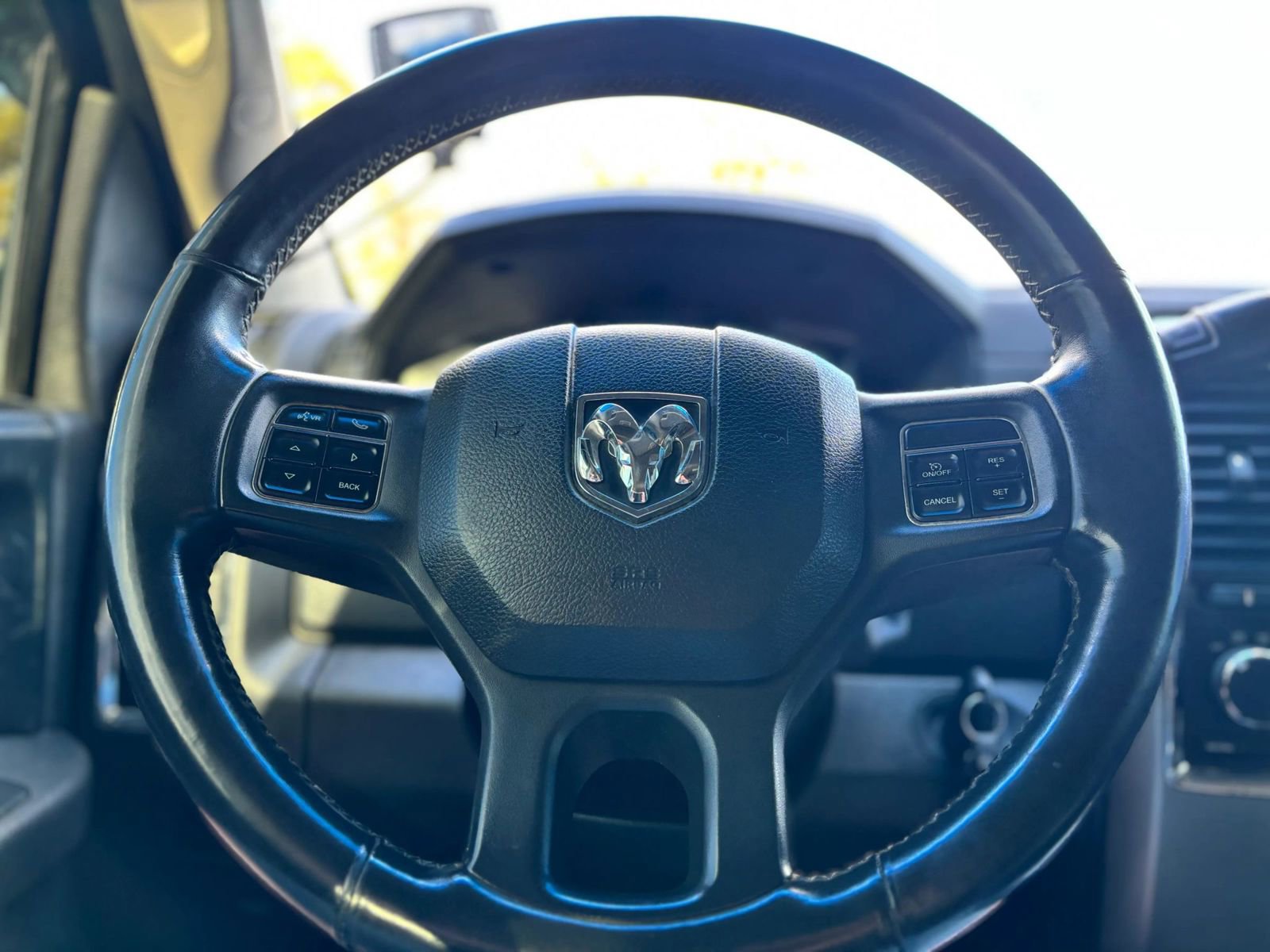 Used 2012 RAM 3500 Laramie Limited AWD/4WD image 27