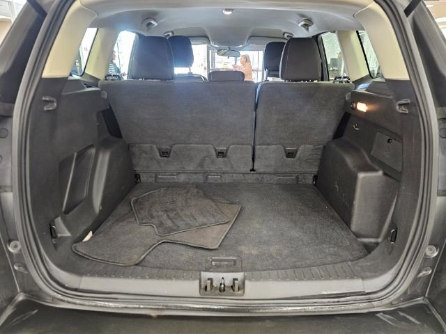 Used 2019 Ford Escape S image 40