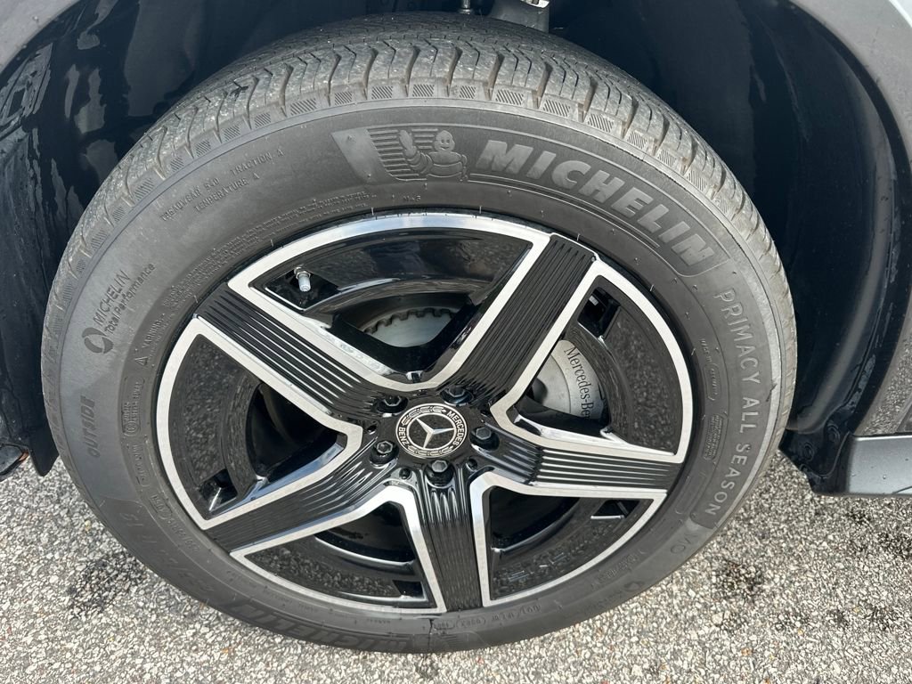 Certified 2025 Mercedes-Benz GLC 300 4MATIC image 15