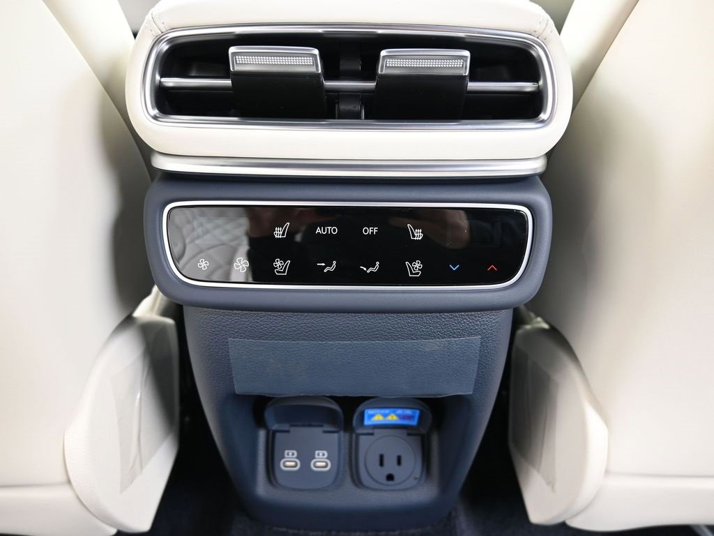 New 2026 Genesis GV80 3.5T Prestige image 17