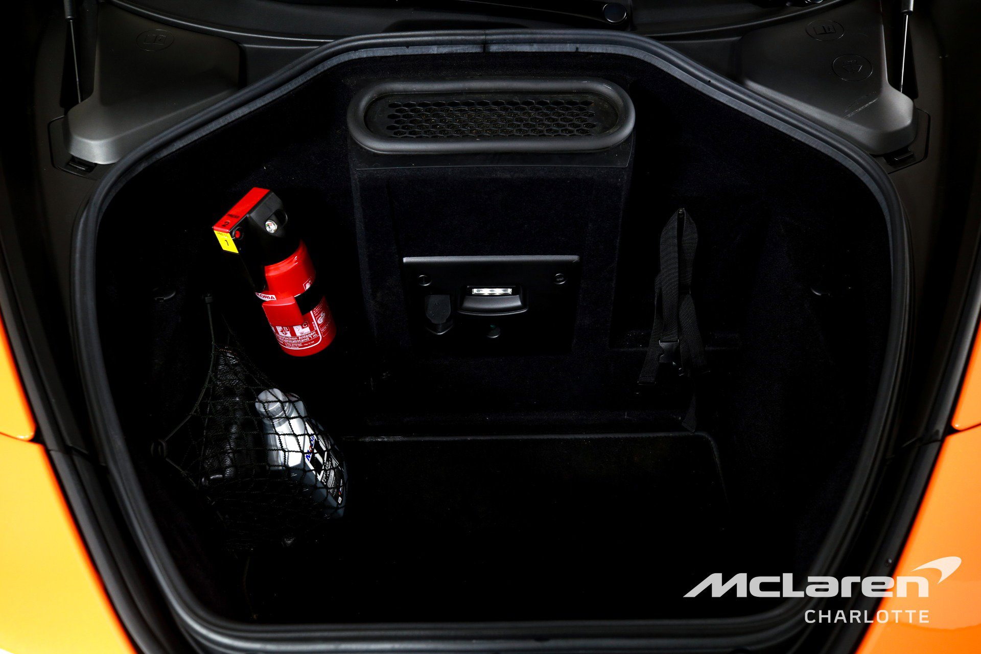 Used 2020 McLaren 720S Performance RWD image 18