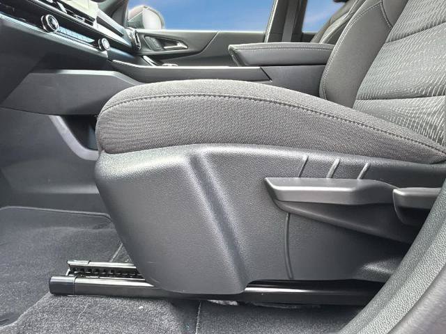 New 2027 Chevrolet Equinox LT AWD/4WD image 22