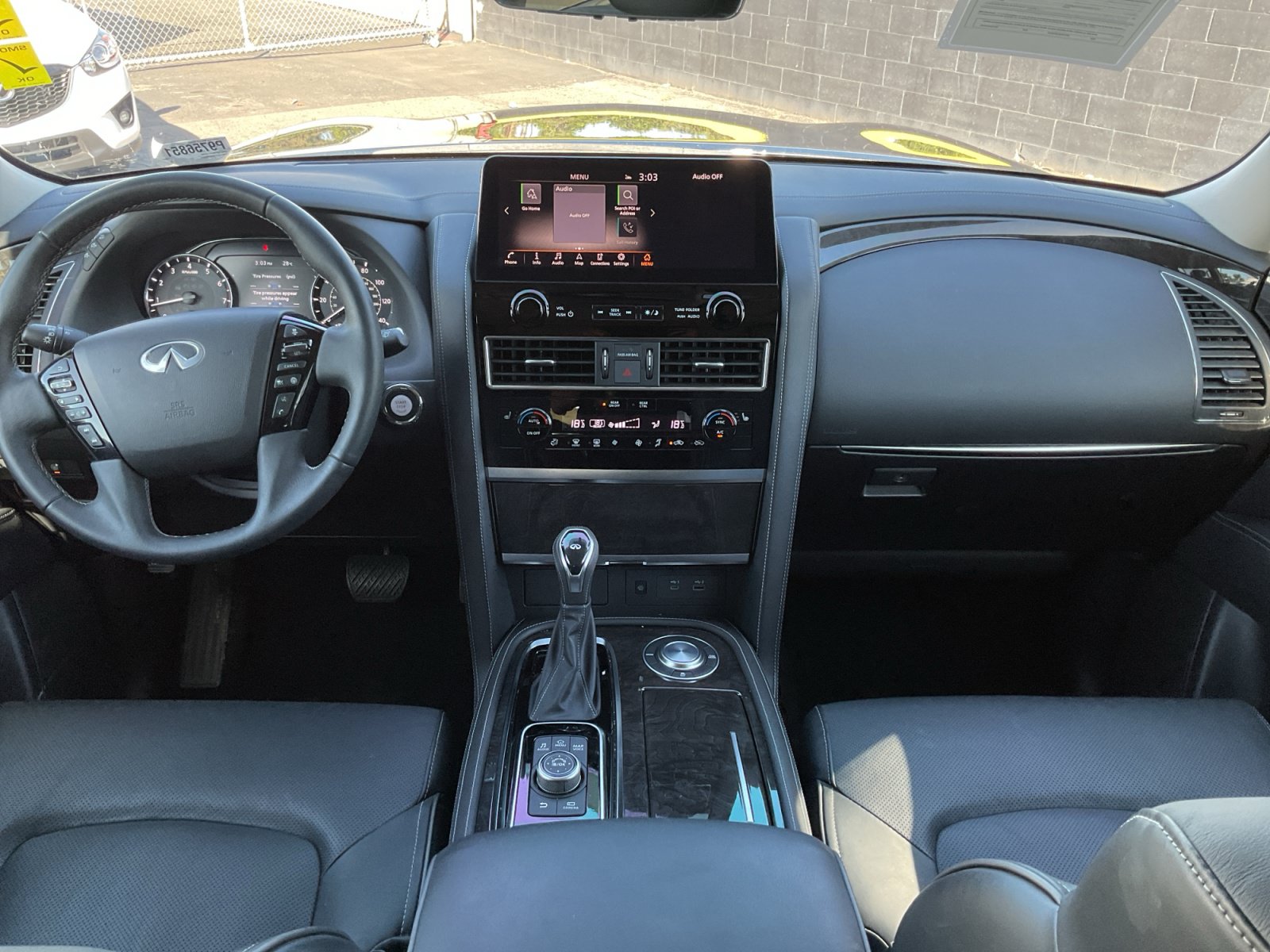 Used 2023 INFINITI QX80 Luxe w/ Cargo Package RWD image 15