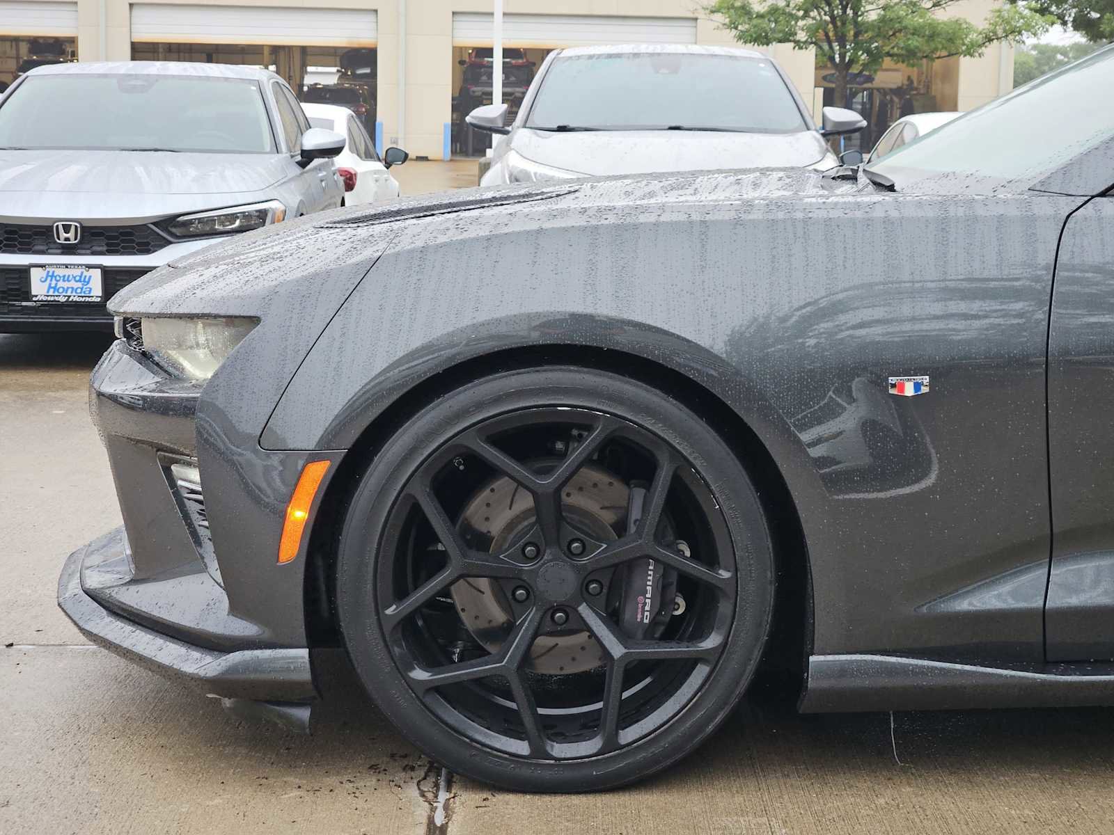 Used 2017 Chevrolet Camaro SS RWD image 8