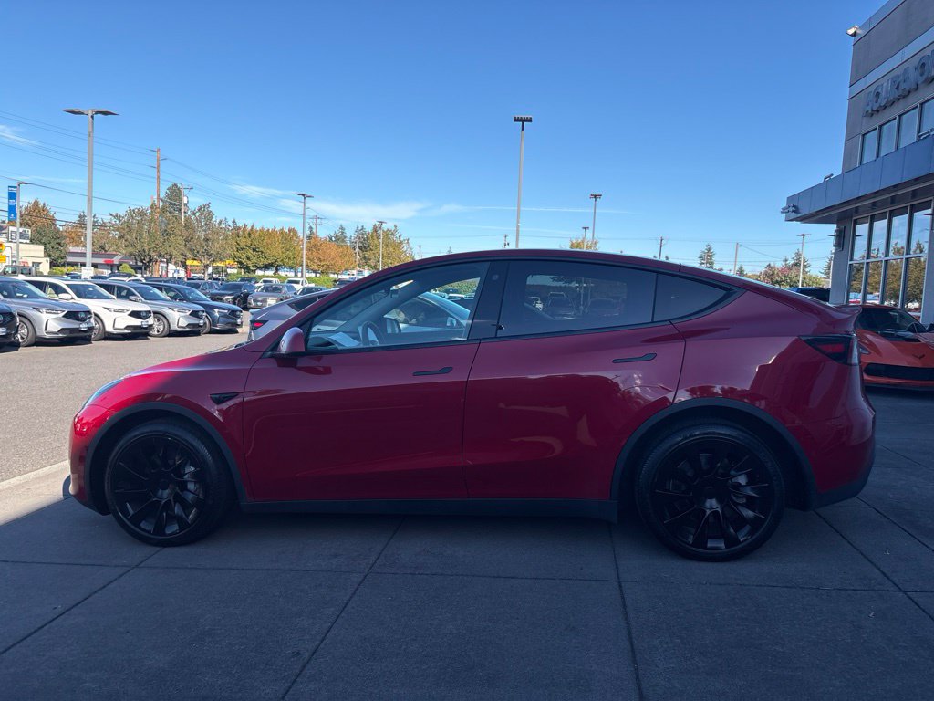 Used 2022 Tesla Model Y Long Range AWD/4WD image 11
