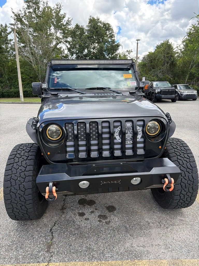 Used 2020 Jeep Wrangler Unlimited Sport AWD/4WD image 2