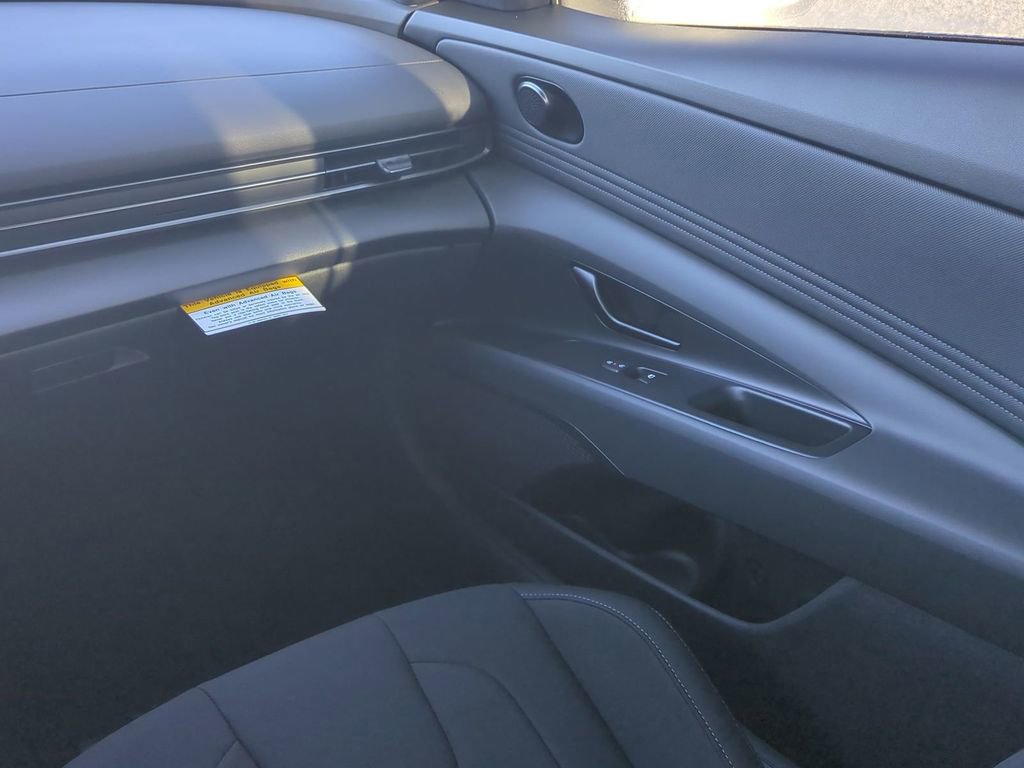 New 2026 Hyundai Elantra Sport image 18