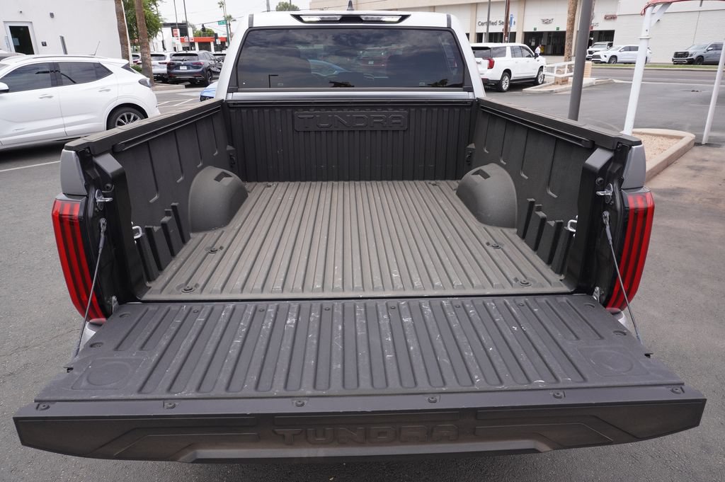 Used 2026 Toyota Tundra SR5 w/ SR5 Convenience Package AWD/4WD image 9