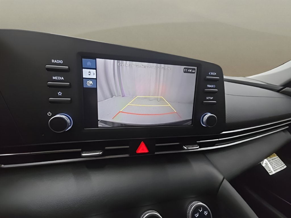 New 2026 Hyundai Elantra SE FWD image 32