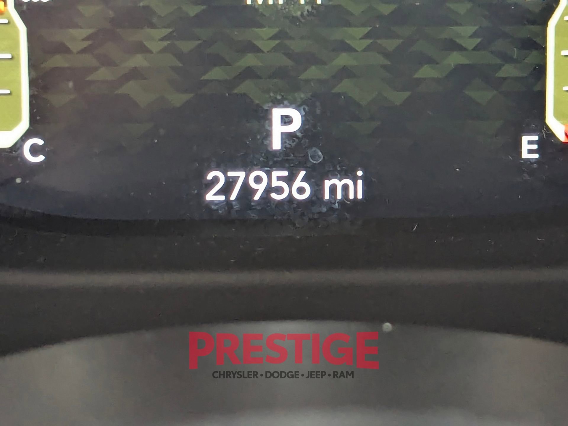 Used 2023 Jeep Gladiator Willys image 18