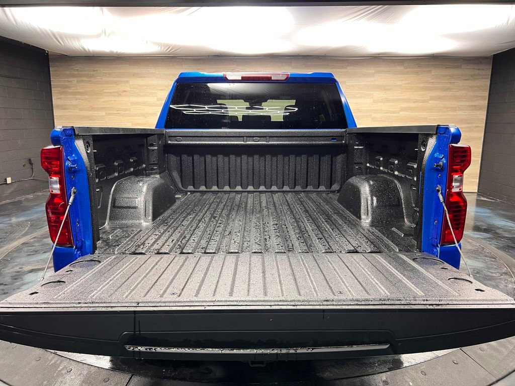 Used 2025 Chevrolet Silverado 1500 LT image 25