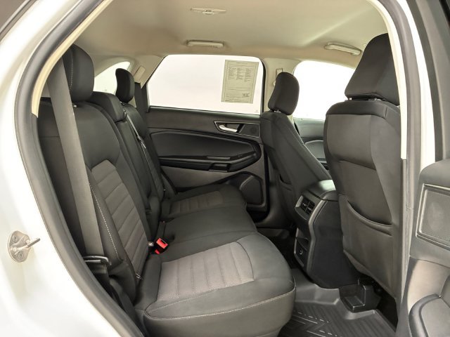 Used 2022 Ford Edge SE w/ Black Appearance Package AWD/4WD image 16
