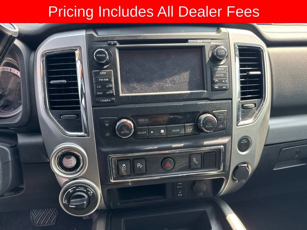 Used 2017 Nissan Titan PRO-4X AWD/4WD image 11