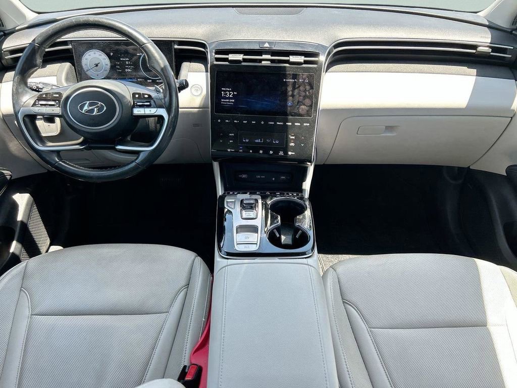 Used 2022 Hyundai Tucson Limited w/ Cargo Package FWD image 16
