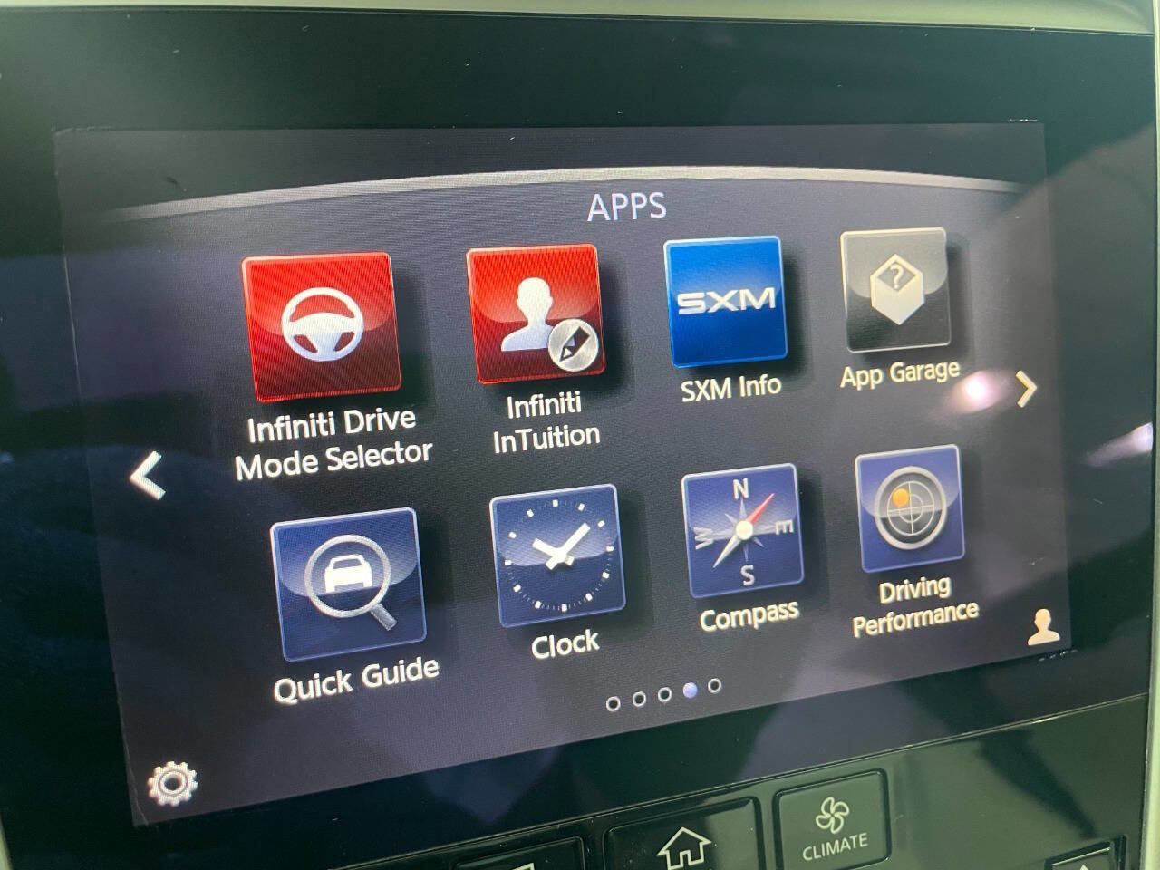 Used 2017 INFINITI Q60 Red Sport 400 image 29